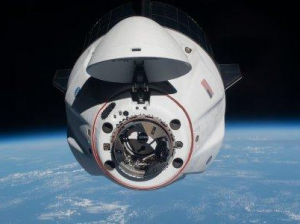 Корабль Crew Dragon отстыковался от МКС