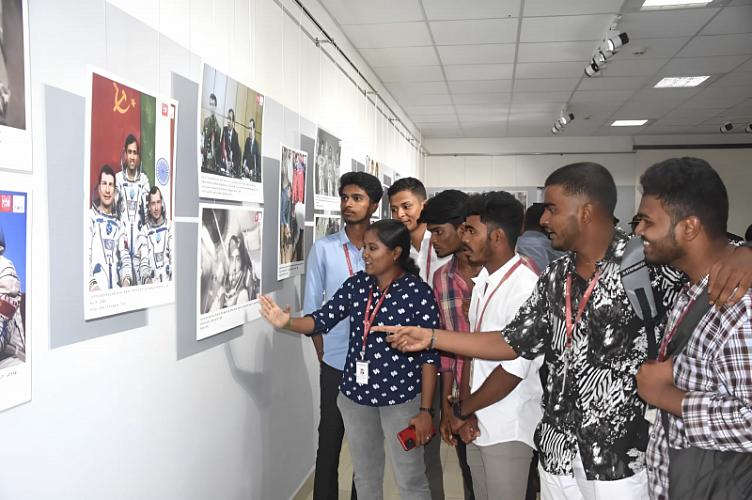 В Индии открылась выставка, посвященная полету первого гражданина страны в космос
