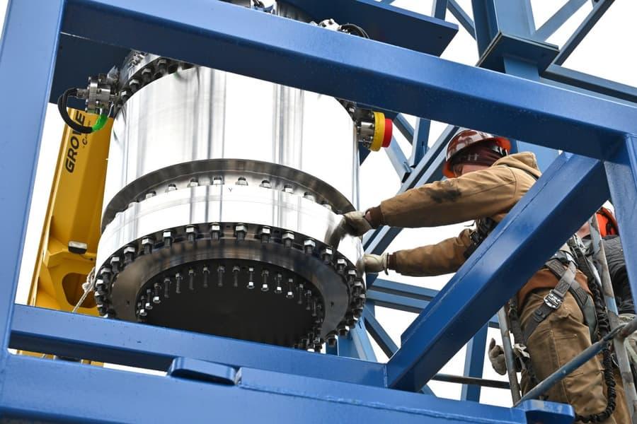 NASA испытало прототип ядерного реактора для полётов к Марсу и в дальний космос