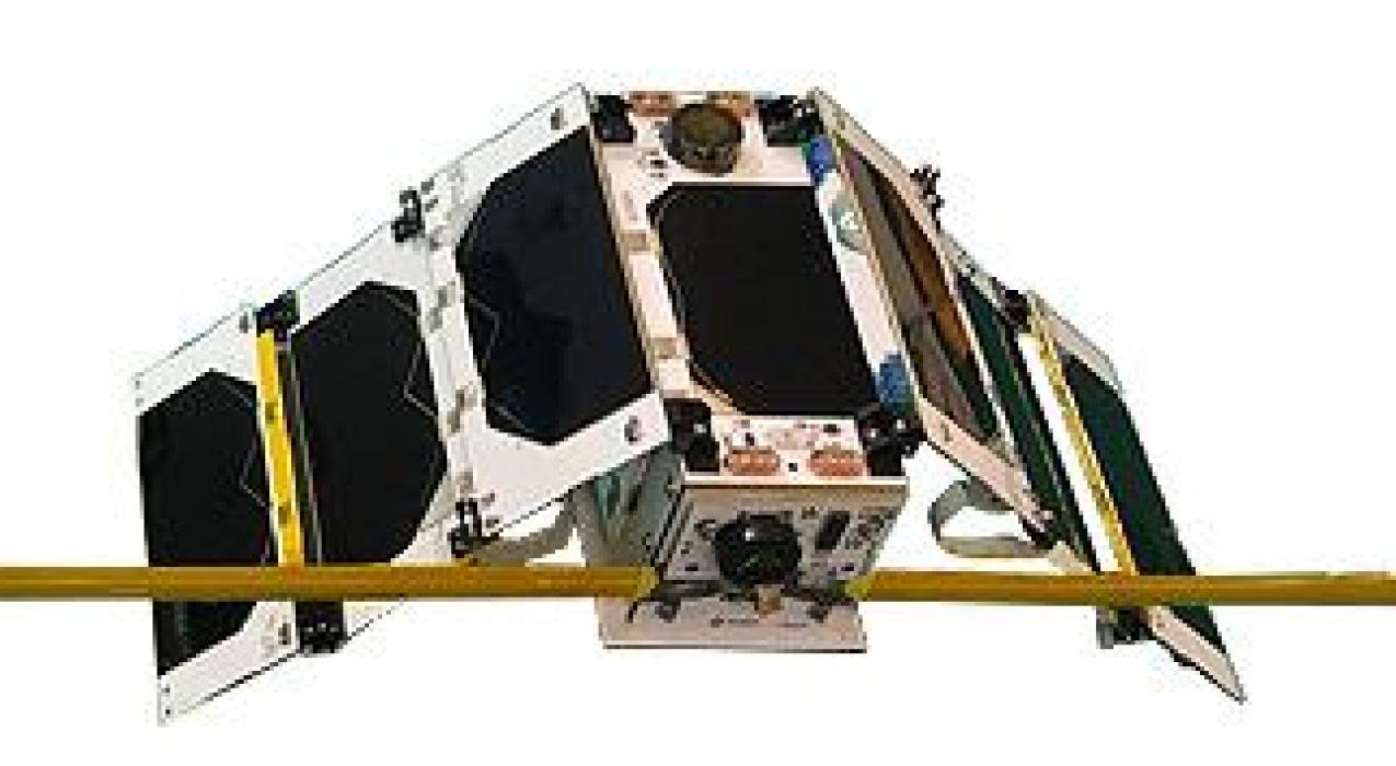 Серия FossaSat-2E 4-13