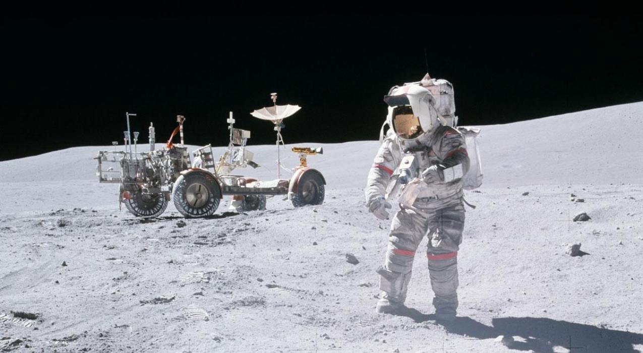 Баканов: срок безопасного пребывания человека на Луне составит несколько недель