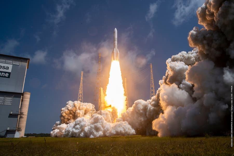 Amazon пытается догнать Starlink, но пока счёт по спутникам — 200:10 000