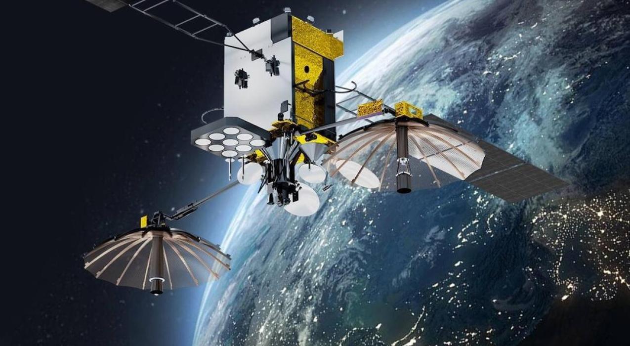 Предприятие Роскосмоса начало сборку крупногабаритных антенн для нового спутника-ретранслятора