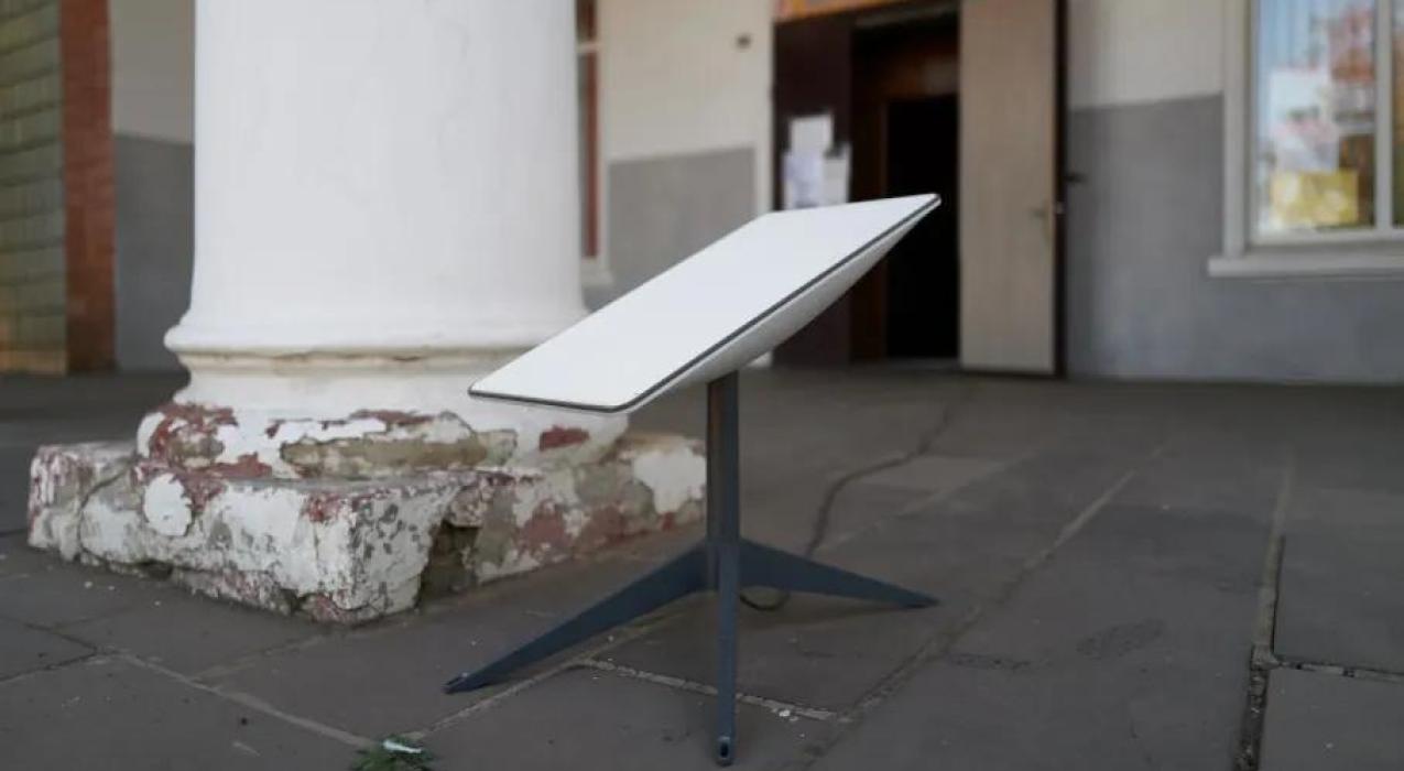 Тегеран против Starlink- как в Иране процветает черный рынок спутникового интернета