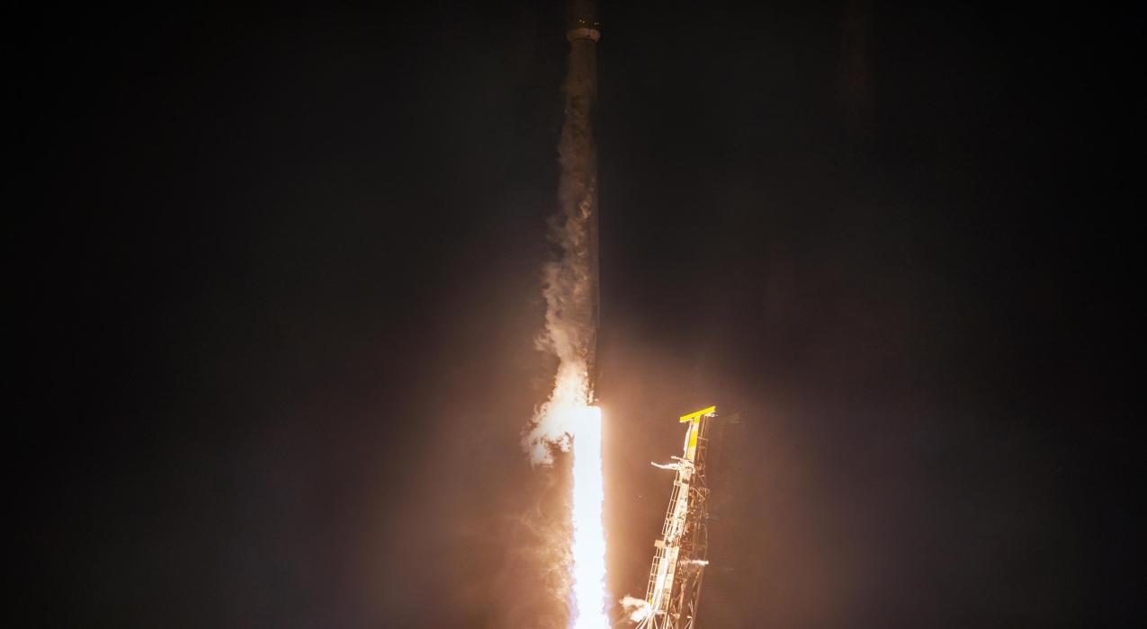 Новые спутники Starlink и Starshield отправились в космос на одной ракете Falcon 9