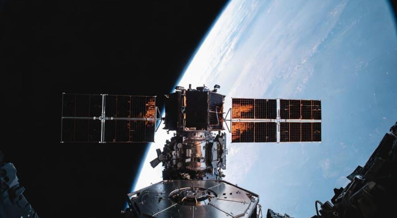 Россия будет выращивать полупроводники в космосе в 2026 году