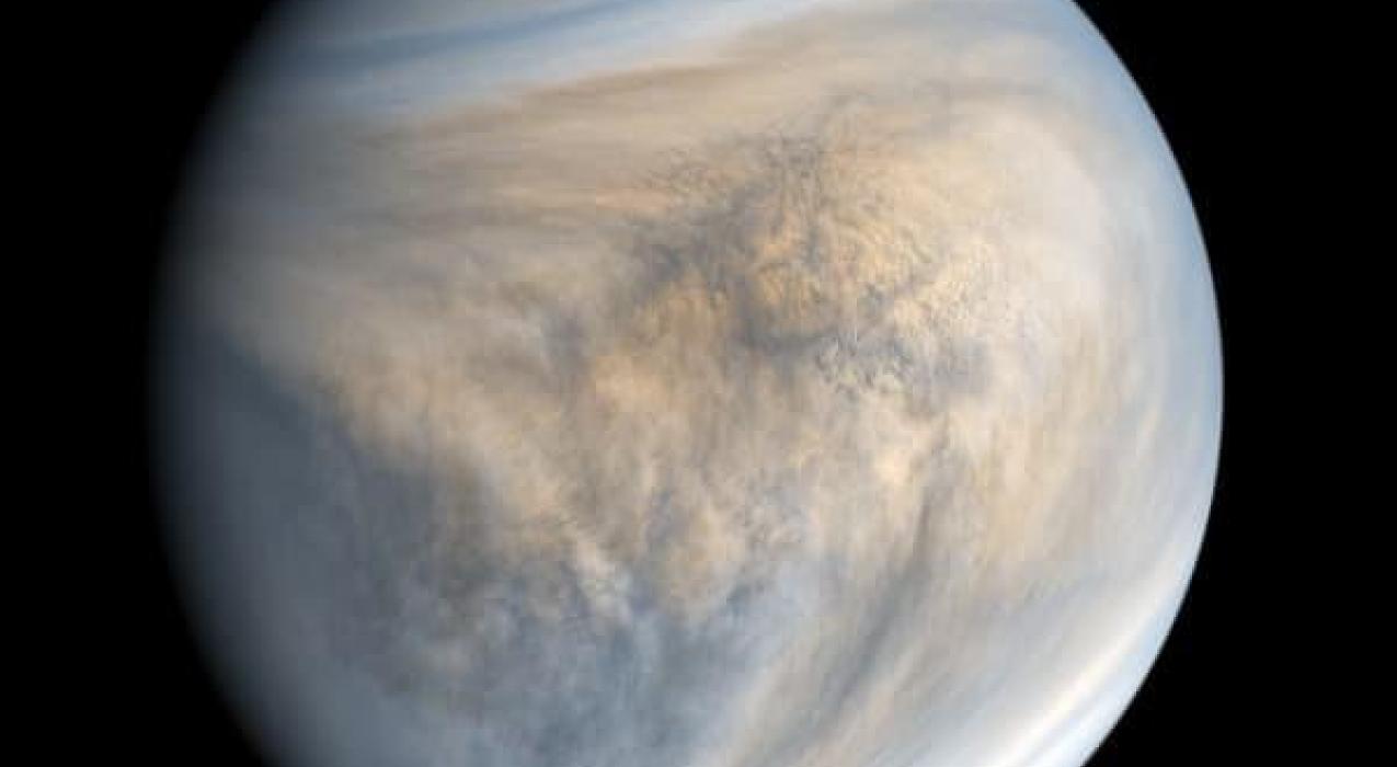 Космическая пыль оказалась источником загадочной дымки Венеры