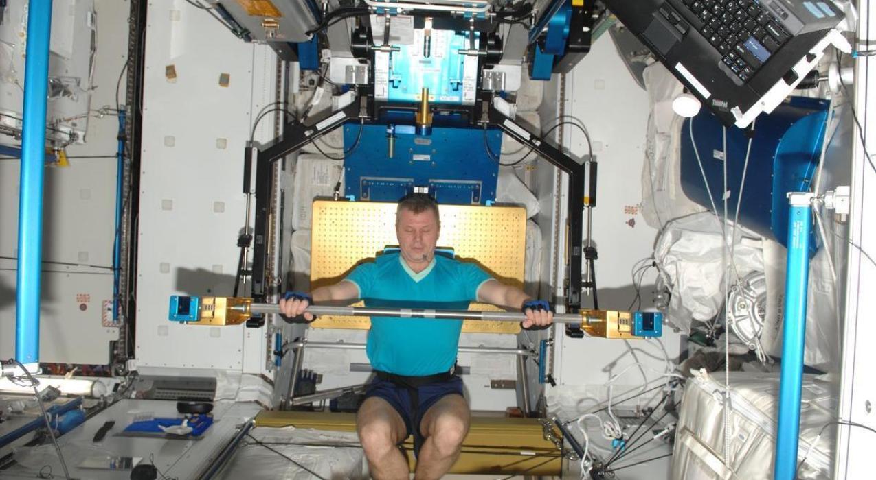 На РОС появится первый отечественный силовой тренажер для космонавтов