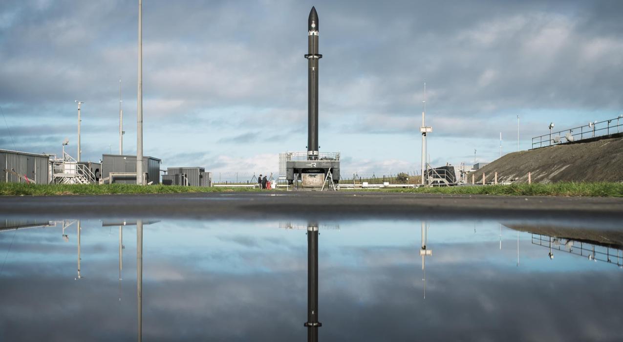 Двигатели включили, но ракета не взлетела. Rocket Lab отменила запуск Electron в самый последний момент