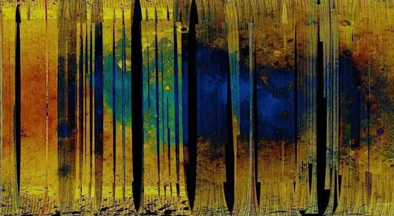 Ученые нашли следы воды на всей поверхности Луны