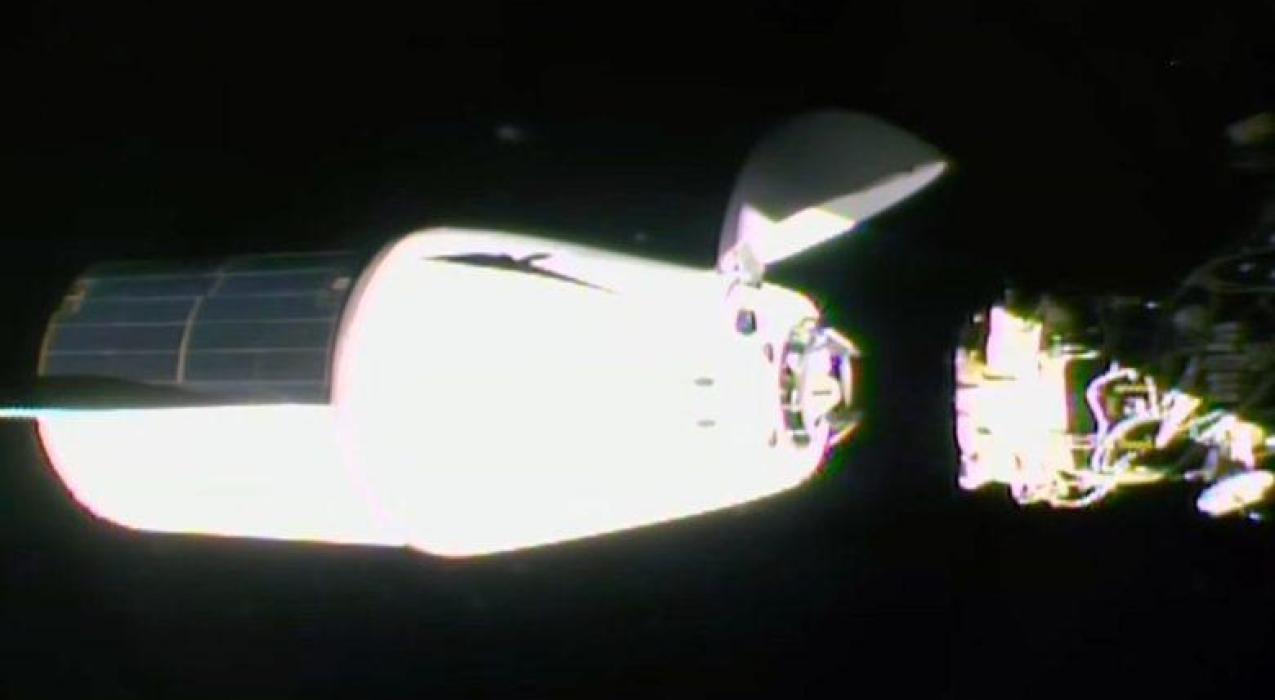 Грузовой корабль Dragon установил рекорд, доставив на МКС почти 3 тонны груза  