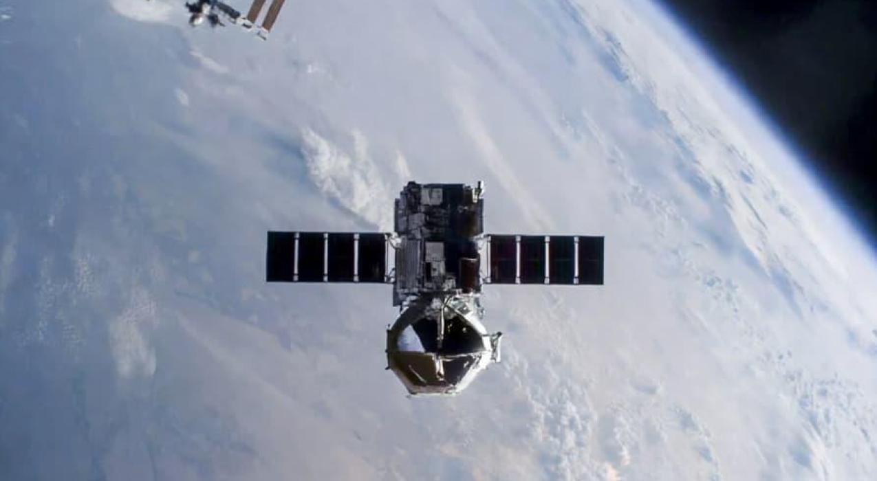 Баканов: на орбите уже более 11 тысяч аппаратов