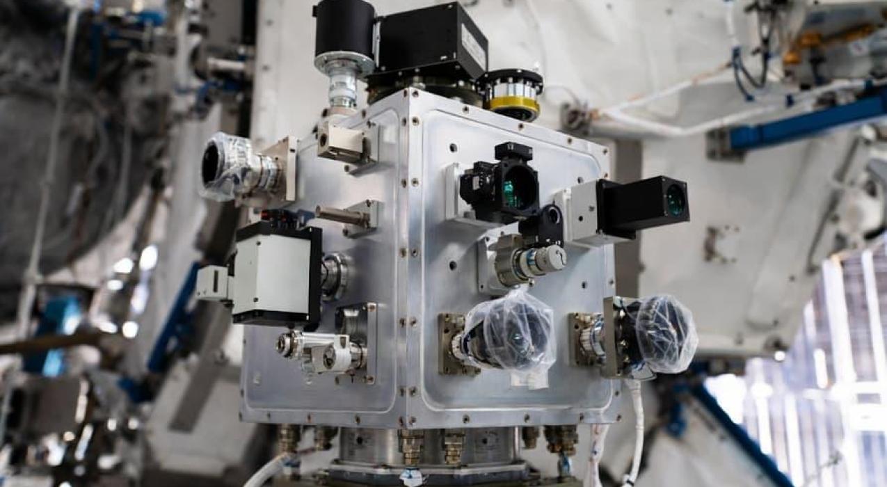 На МКС проверили «Солнце-Терагерц»: прибор поможет предсказывать вспышки на Солнце