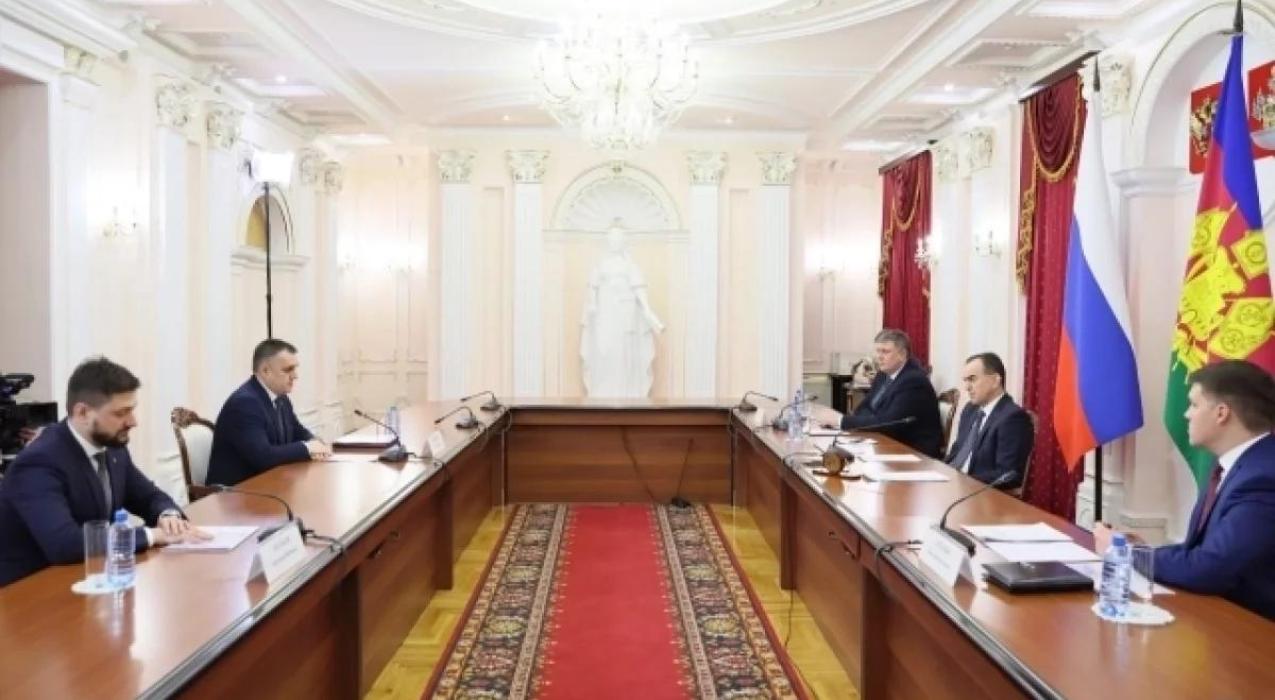 Глава Кубани встретился с производителями систем для космических аппаратов