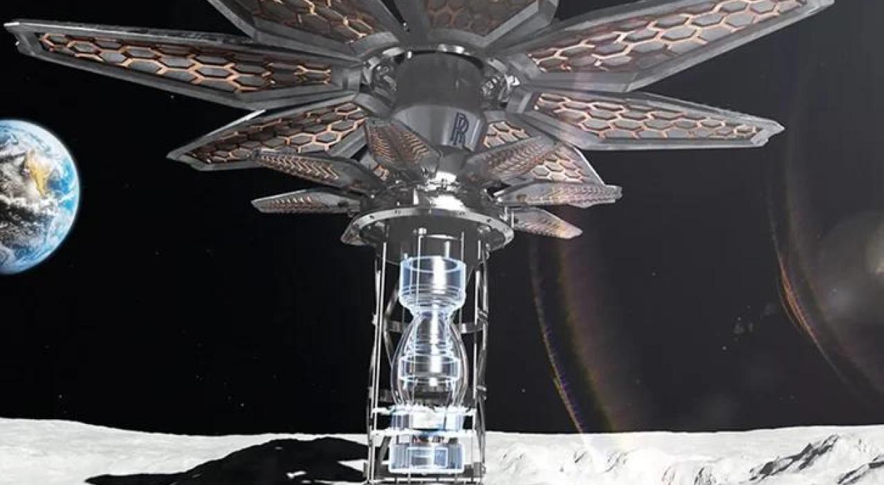 Лунный реактор Rolls-Royce заморожен