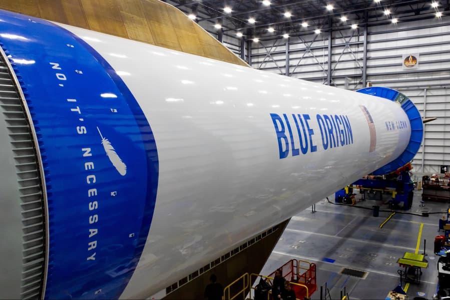 Ракета New Glenn от Blue Origin готова к первому запуску 48 спутников Amazon Leo