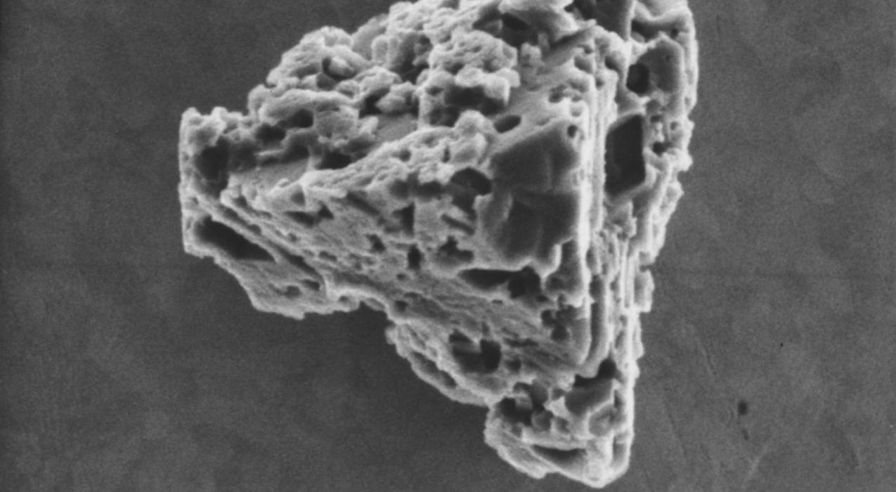 Ученые обнаружили досолнечное зерно в метеорите «Мерчисон»