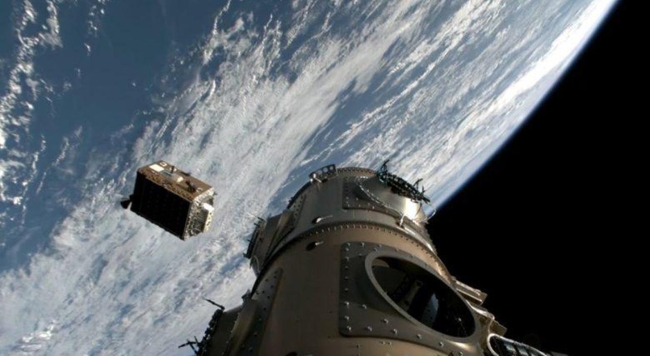 Американский стартап планирует вывести на орбиту 88 тысяч ИИ-спутников для обхода проблем наземных ЦОД  