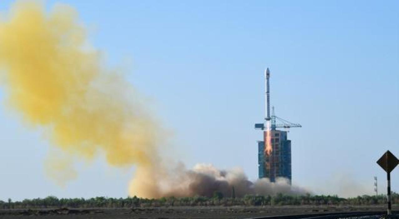 Китай запустил новый спутник связи