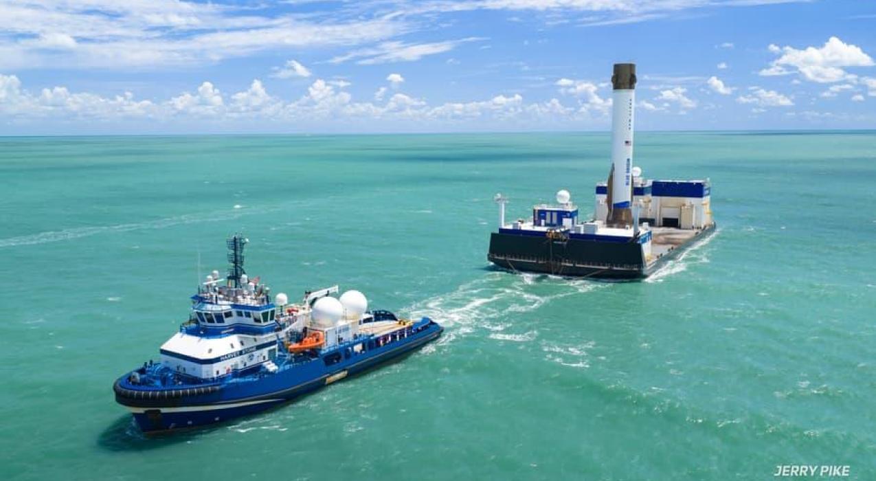 Ещё одна многоразовая орбитальная ракета: Blue Origin показала возвращение New Glenn после приземления на морскую платформу