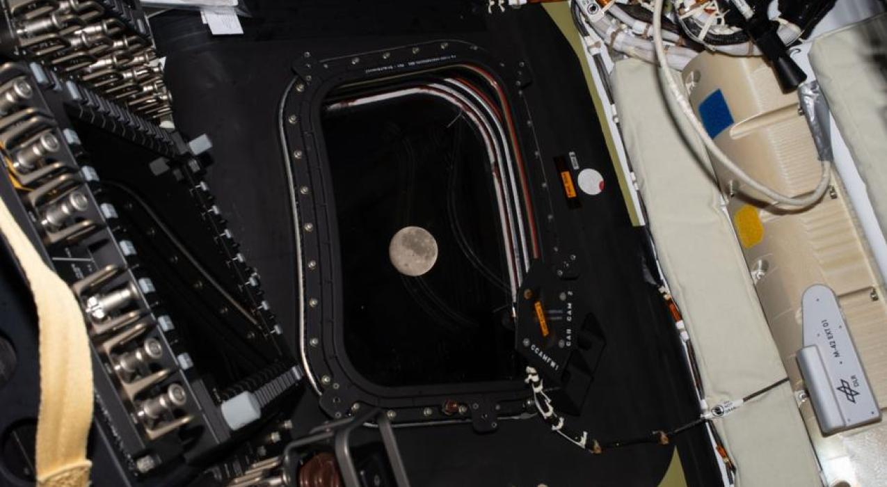 Корабль Orion выполнил финальный коррекционный манёвр на пути к Луне