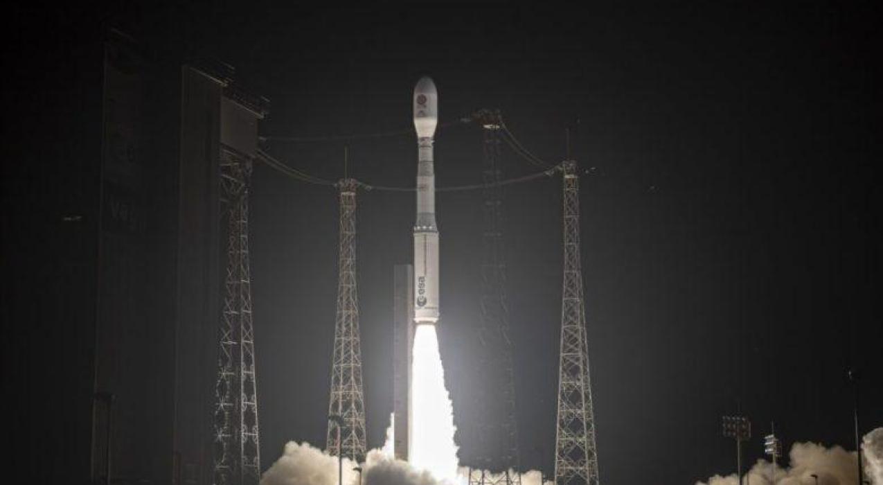 Совместная миссия Европы и Китая начала исследование взаимодействия солнечного ветра с Землёй  