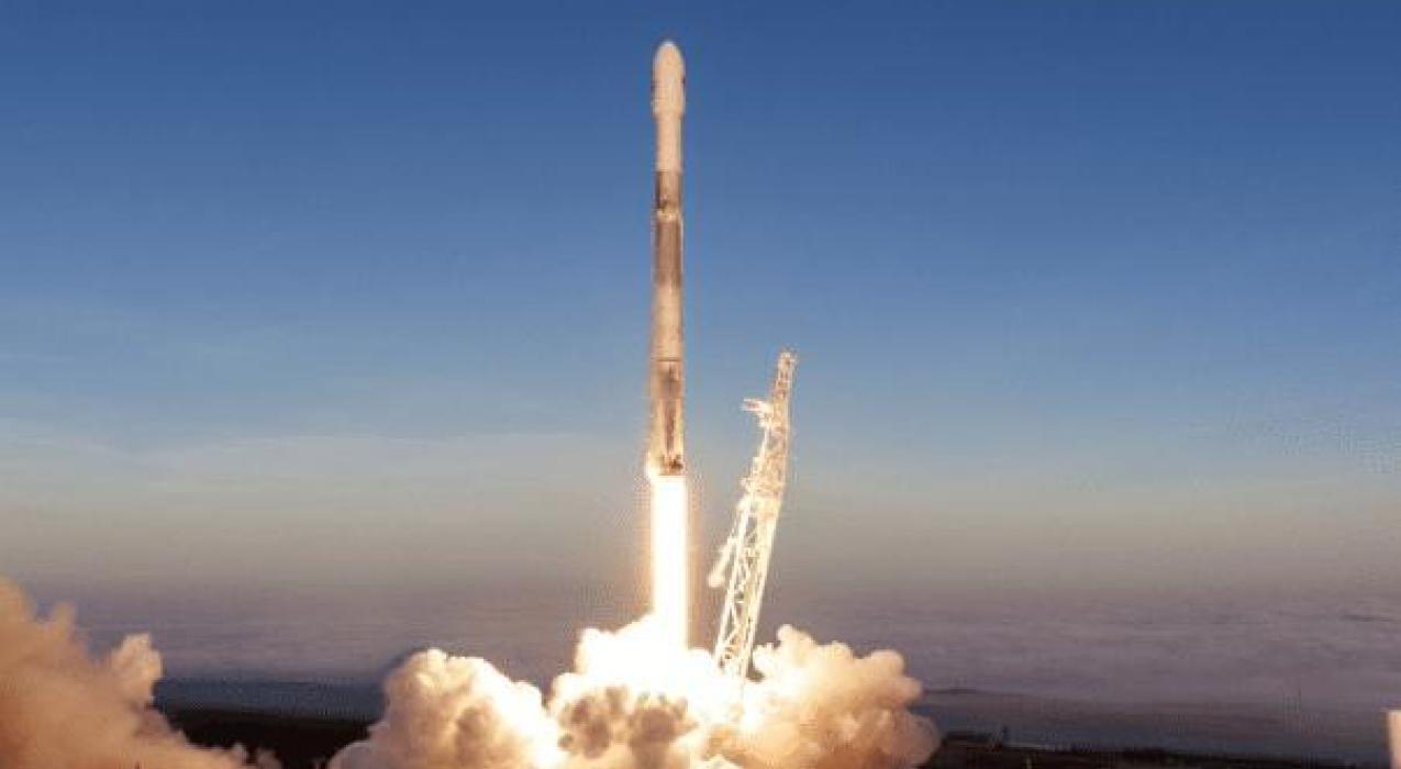 В КНР раскритиковали идею США использовать космические аппараты SpaceX для шпионажа