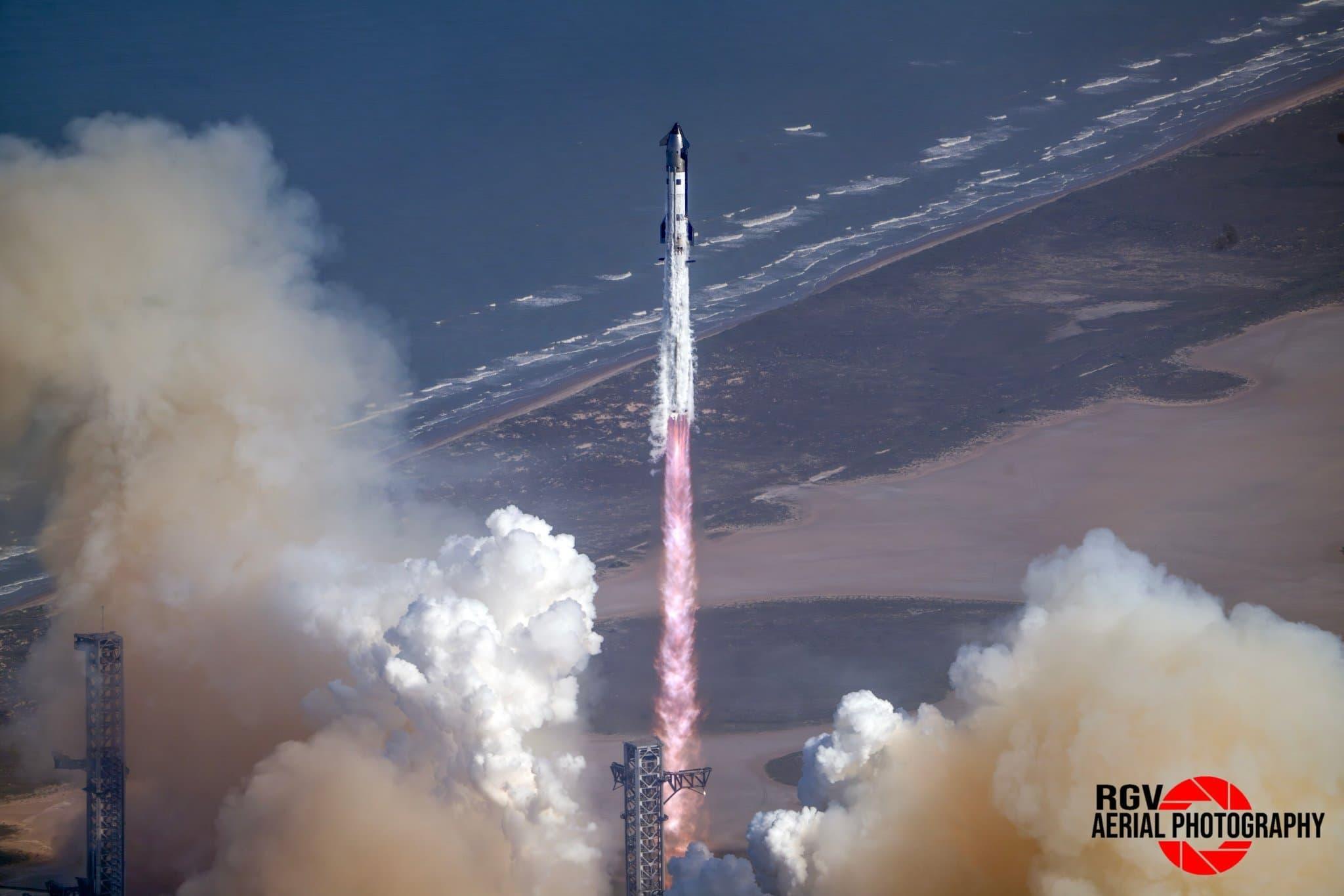 Первый в истории компания в ЦОД на орбите: SpaceX решила запустить новую инфраструктуру даже раньше обещанного — уже в 2027
