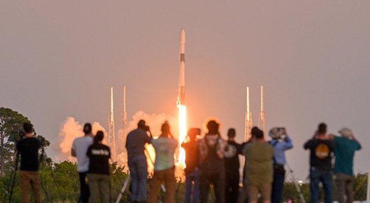 Спутники Starlink подвинут поближе к Земле