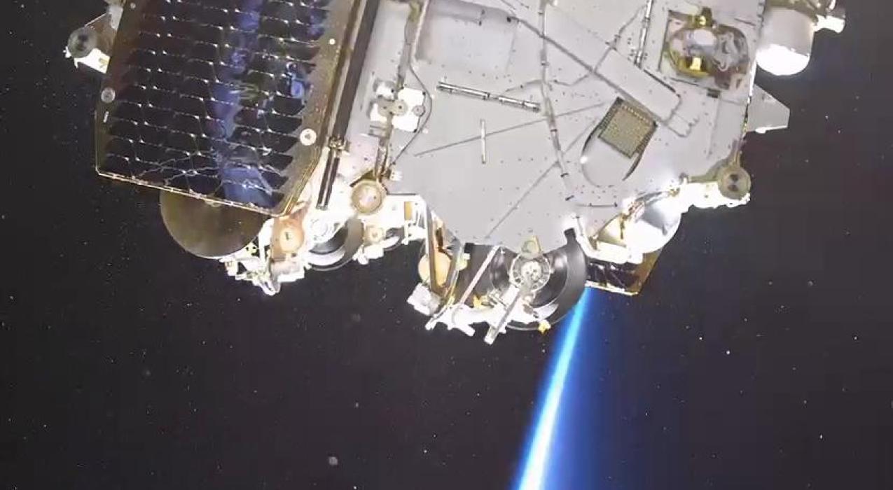 Российская спутниковая связь «Рассвет» — это не копия Starlink. Глава «Бюро 1440» рассказал, в чем отличие российской системы от американской