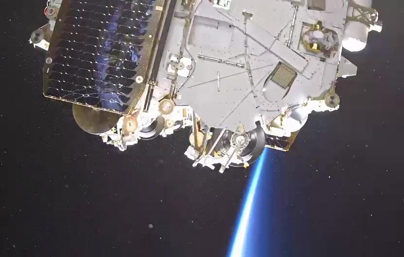 Российская спутниковая связь «Рассвет» — это не копия Starlink. Глава «Бюро 1440» рассказал, в чем отличие российской системы от американской
