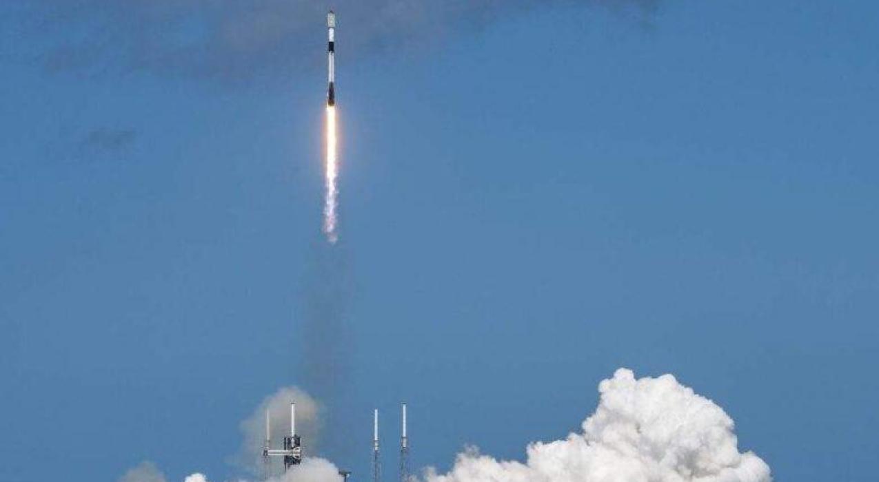 Стартап General Galactic испытает спутник на водяном топливе  