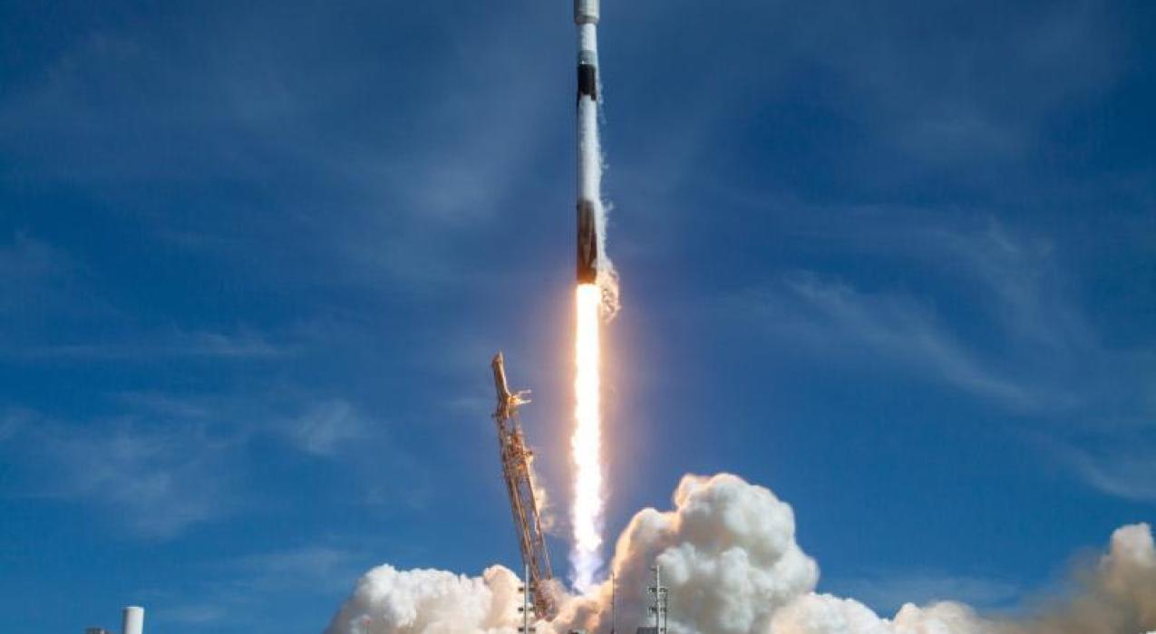 SpaceX повторила рекорд повторного использования ракет