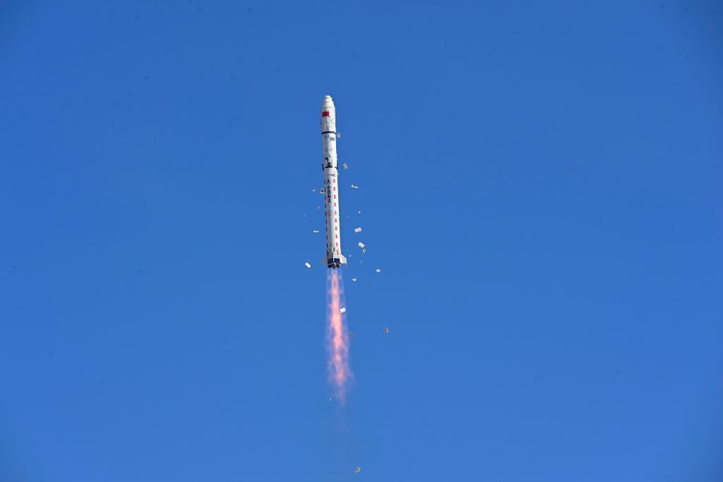 Китай успешно запустил пакистанский спутник