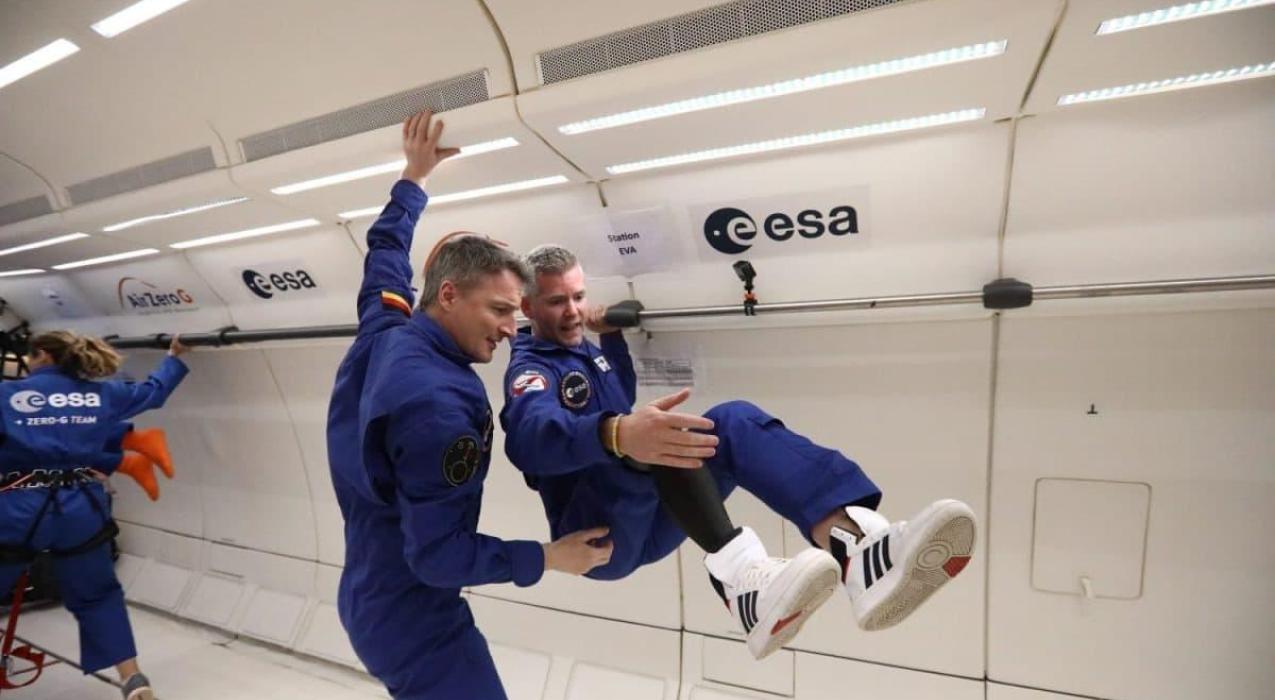 Британия планирует отправить в космос первого астронавта с протезом ноги