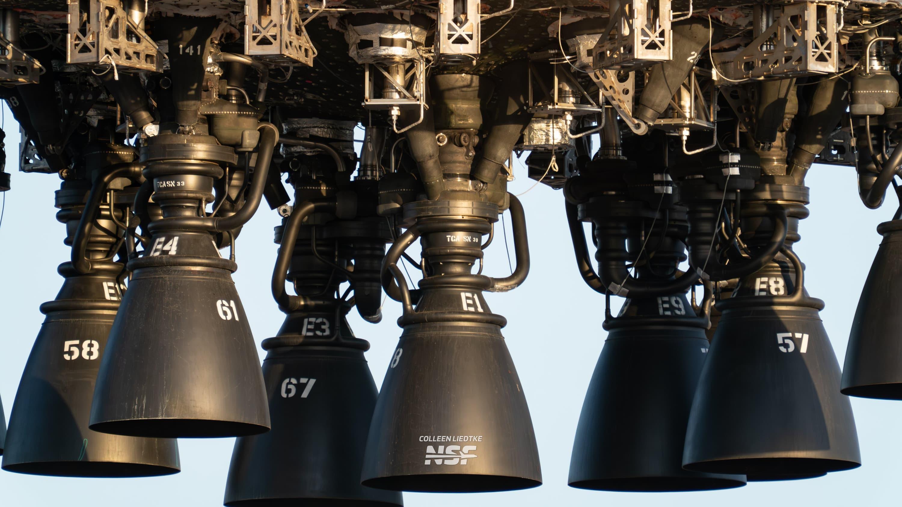 Появились качественные фото новейших двигателей Raptor 3 после первых огневых испытаний