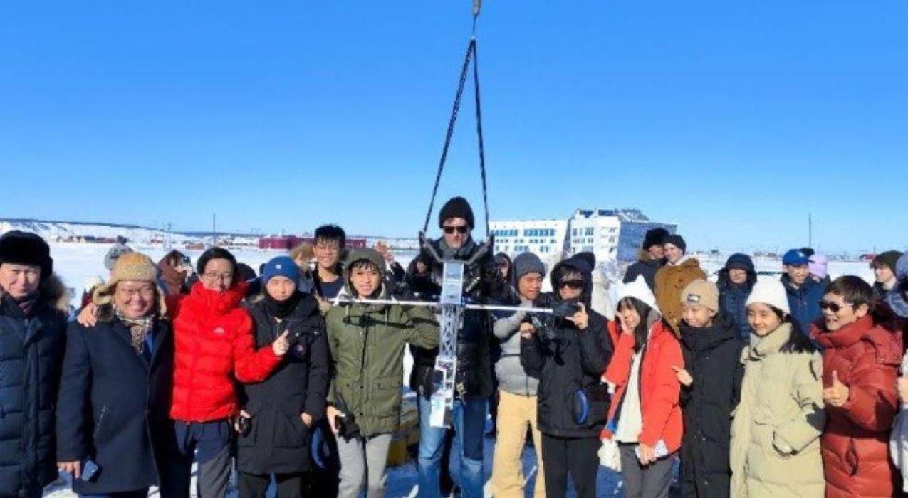 Сегодня в Хангаласском районе Якутии запустили уникальный стратосферный спутник. Объект успешно поднялся в стратосферу