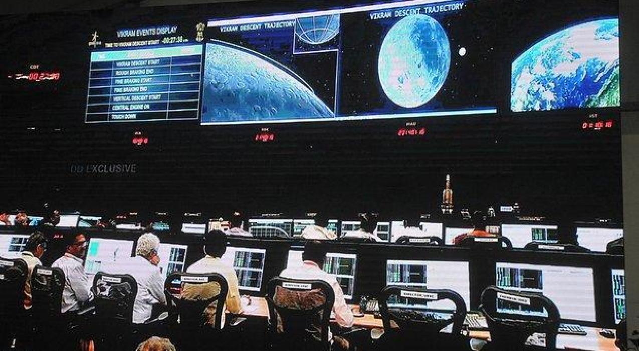 Индия одобрила миссию по возвращению образцов с Луны