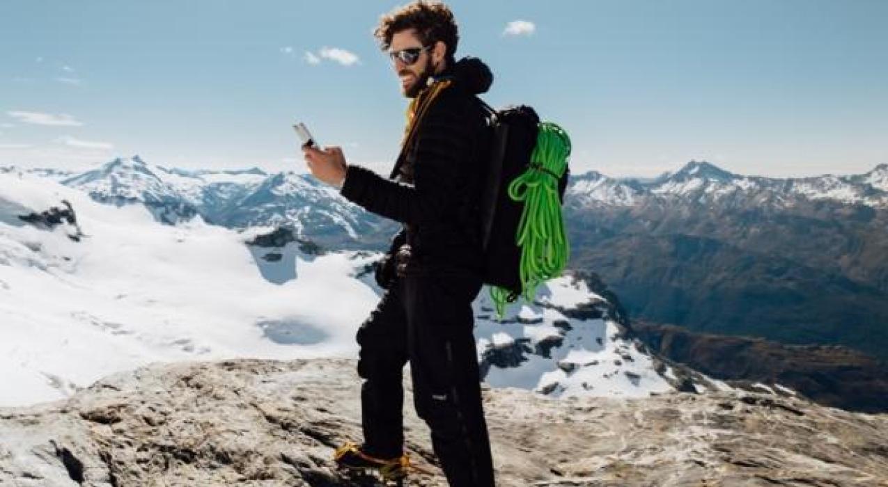 В Новой Зеландии начала работать первая в мире спутниковая связь для смартфонов через Starlink