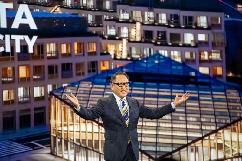 Почему производитель автомобилей Toyota подражает Илону Маску?